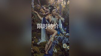 姐姐闺蜜来家串门✿听说晚上还要在这里留宿✿赶紧暗藏摄像头偷拍她洗澡