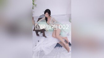 潜入办公楼楼女厕偷拍 黑裙高跟少妇 小B也被操黑了