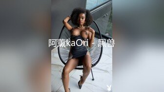  渣女集中营全程露脸无毛白虎萝莉小妹，舌吻吃奶子玩逼道具抽插，跟狼友互动撩骚