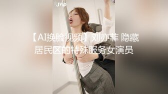 大肚子孕妇忍不住和老公打一炮，胸还是很粉嫩