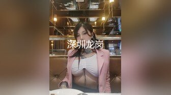 《极品CP魔手外购》想要精品必须作死后续！貌似男扮女装冒着风险藏身女厕~赤裸裸的拍脸拍逼有美女有极品逼4K原画 (3)