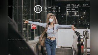 专注《露脸良家熟女人妻二十年》露脸微熟女展示她的口技