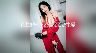 骚姐姐剧情演绎勾引上门服务的水暖工，露脸穿的很性感，被小哥哥无套激情抽插表情骚叫声浪，射在她肚子上