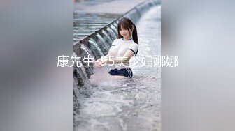  花臂纹身美少女小男友居家操逼坚挺白嫩美乳，蹲着抓屌吸吮，骑乘位操肥唇骚穴，操完再自慰